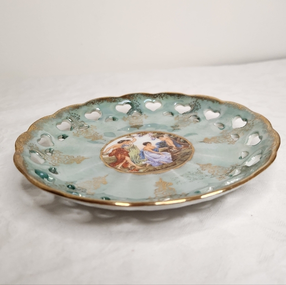 Mismatched L'amour Maidens saucer - Picture 2 of 6